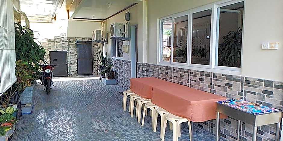 FNT Transient House near Hundred Islands