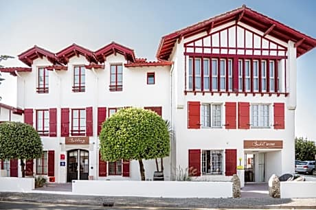 Hôtel Briketenia