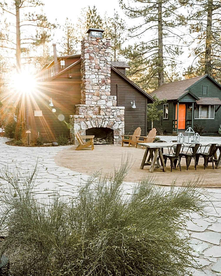 Noon Lodge