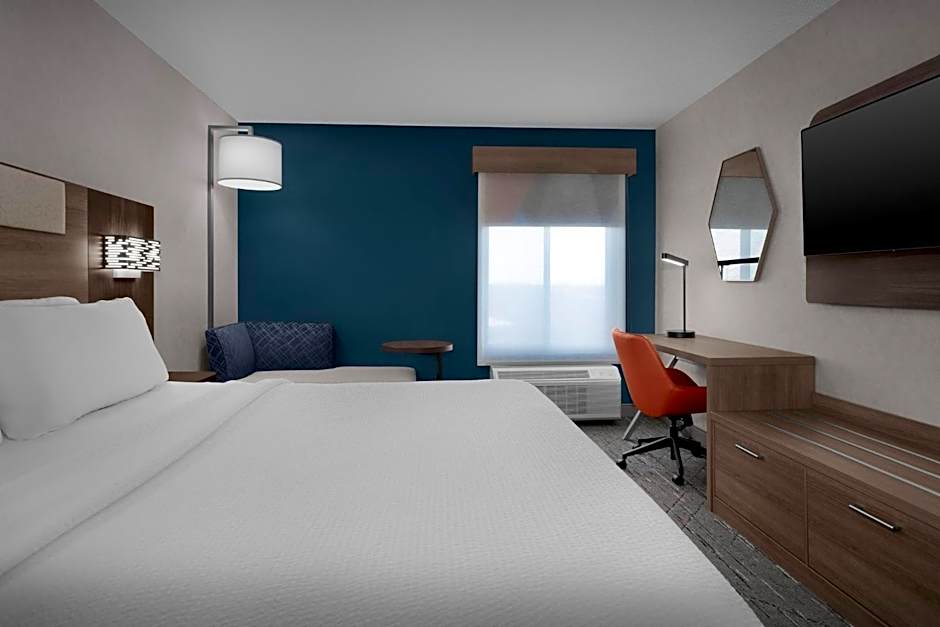 Holiday Inn Express Fargo - West Acres By IHG