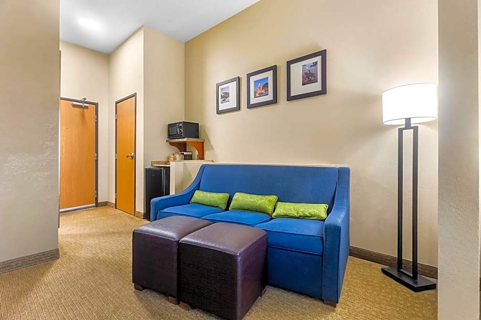 Comfort Inn & Suites Sikeston I-55
