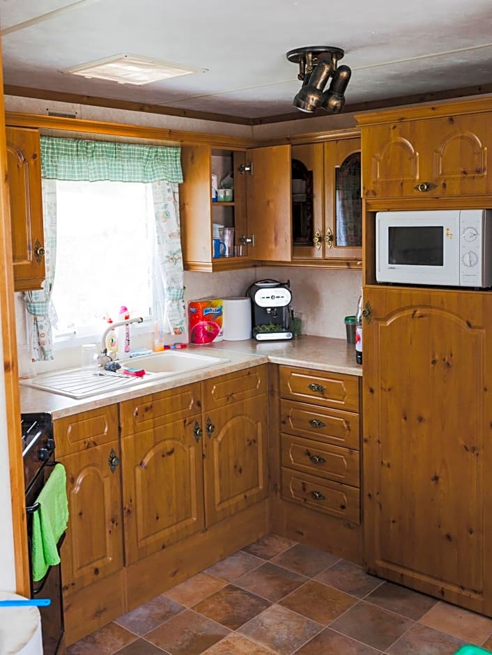 Domki nad jeziorem Mieruniszki