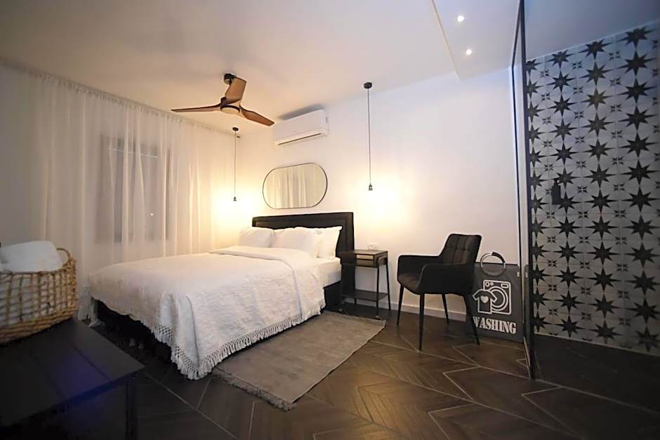 Z-32 Luxury Boutique Apartment - דירה מעוצבת ומזמינה