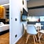 B&Z LUXURY