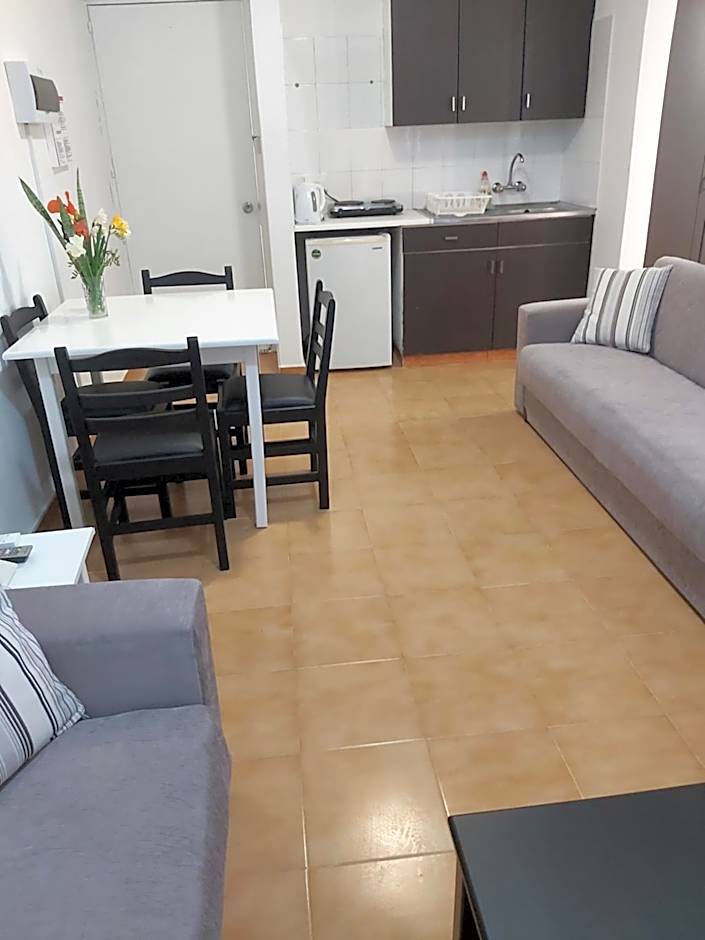 A Maos Hotel Apartments