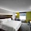 Holiday Inn Express Hotel & Suites Altoona-Des Moines By IHG