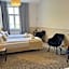 IRIS Aparthotel