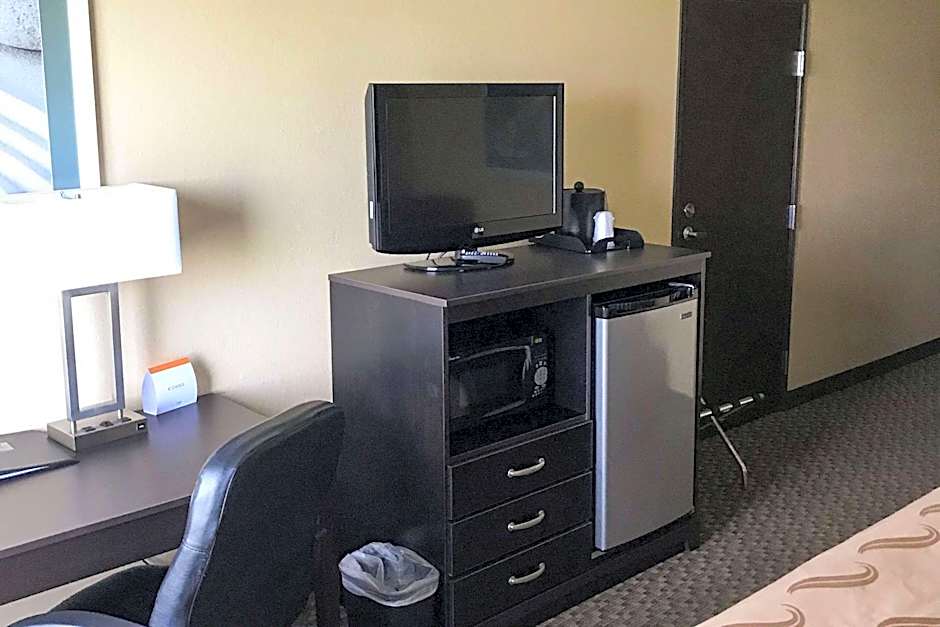 Quality Inn & Suites Mendota