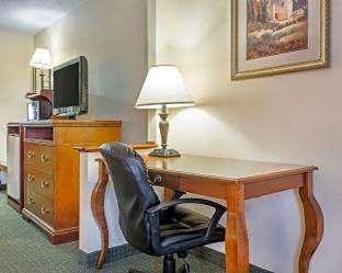 Econolodge inn & Suites