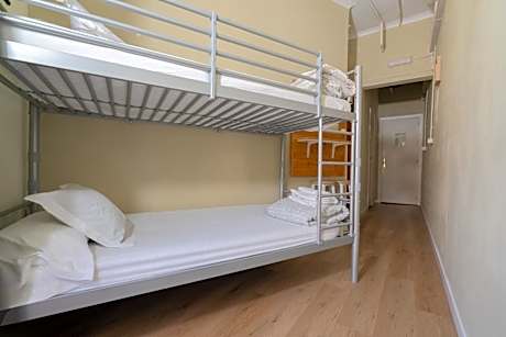 Twin Room with Bunk Beds with Private Bathroom