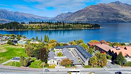 Garden Court Suites & Apartments