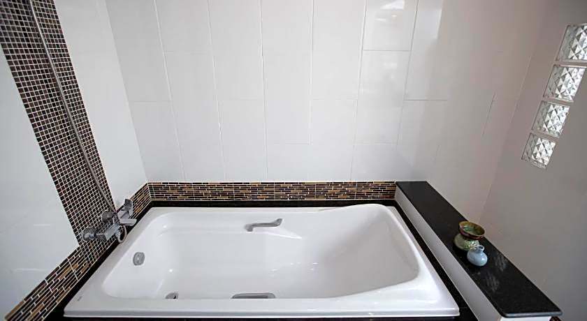 Ozone Villa Phuket