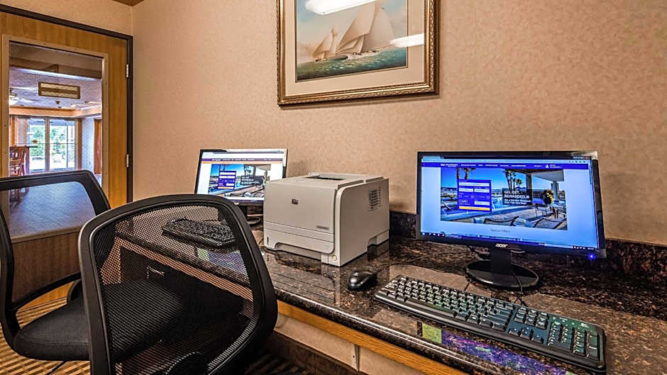 Best Western Plus Landmark Inn