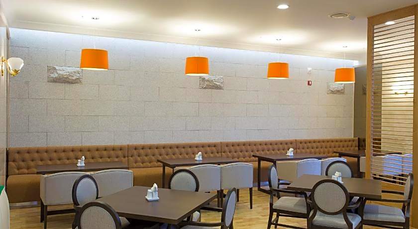 Fontana Beach Hotel