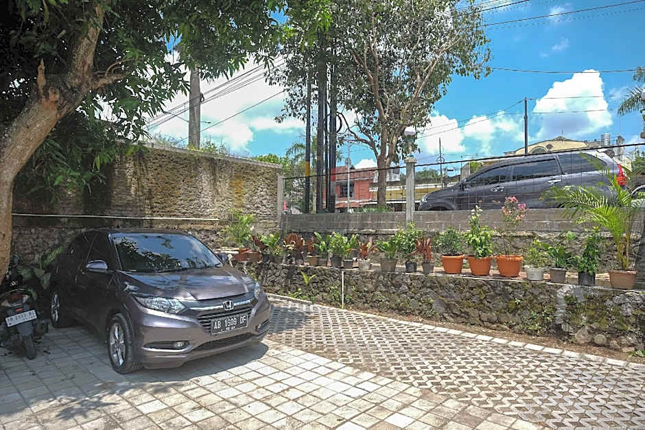 RedDoorz @ Jalan Ringroad Selatan 2