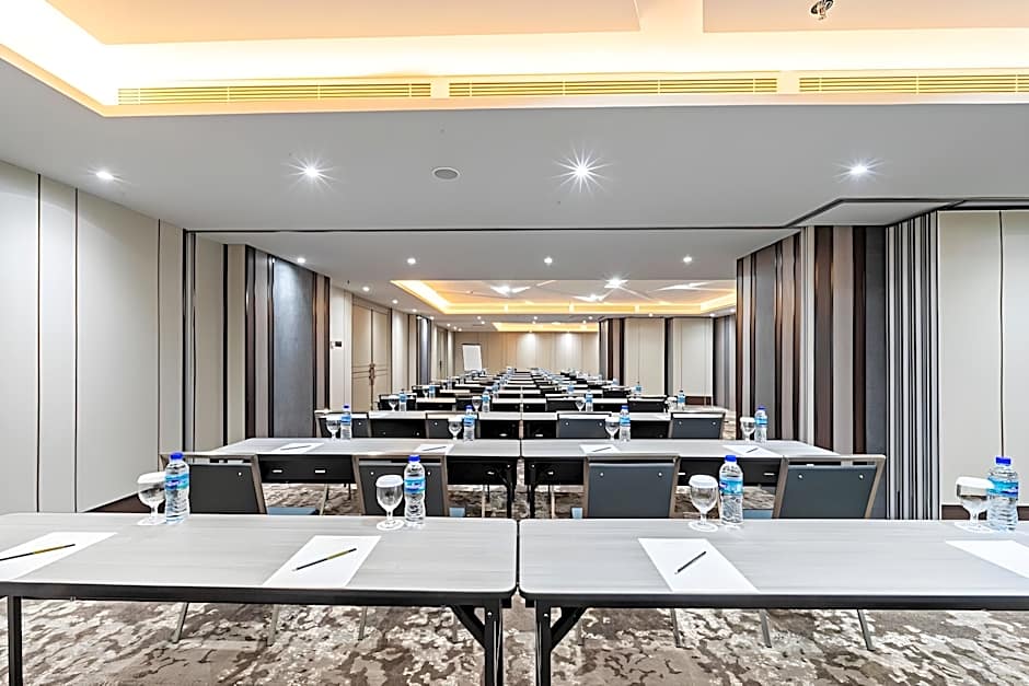 Hotel Platinum Tunjungan Surabaya