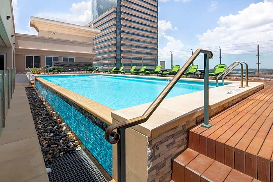 Blossom Hotel Houston, Curio Collection by Hilton