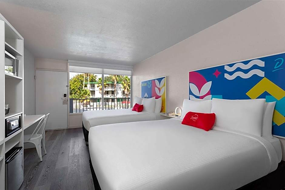 Baymont by Wyndham Orlando Lake Buena Vista South