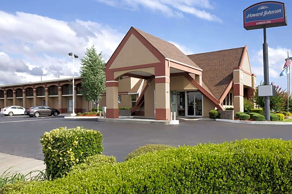 Howard Johnson by Wyndham Oklahoma City OKC Airport, Fairgrounds, I40