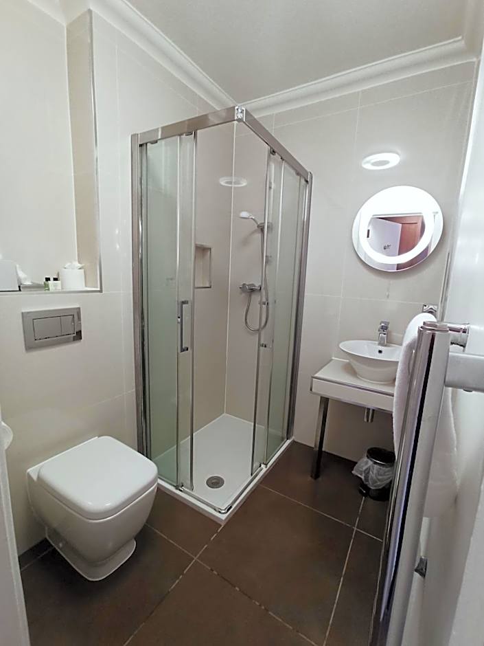 Anchor Hotel and Seabed Restaurant