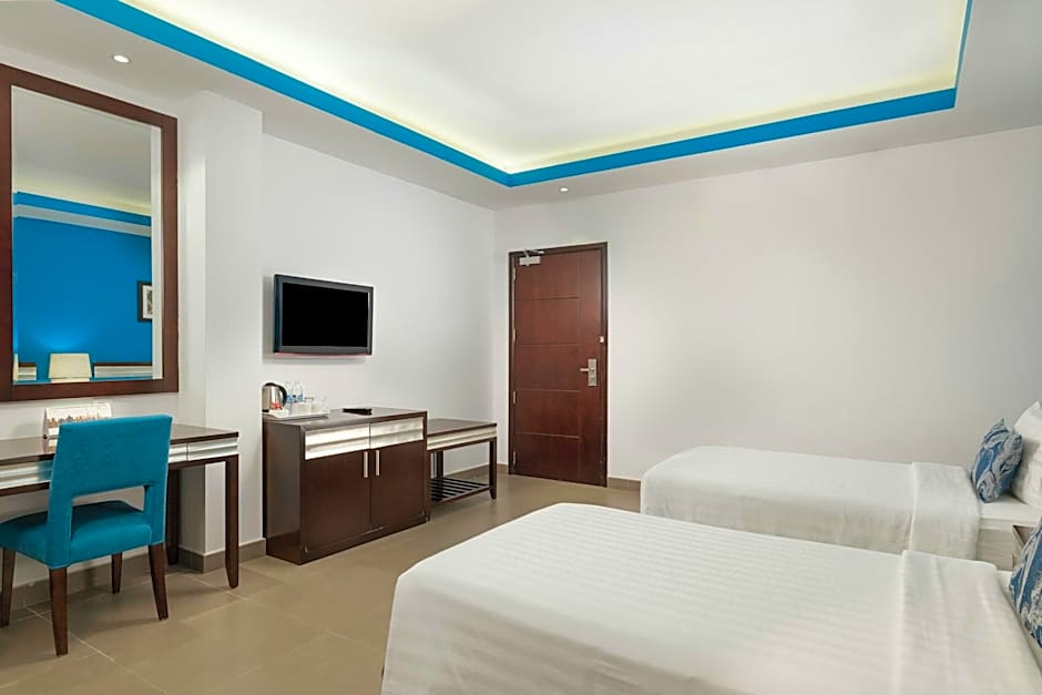 Al Hail Waves Hotel Managed By Centara