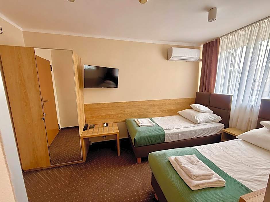 Hotel Boss