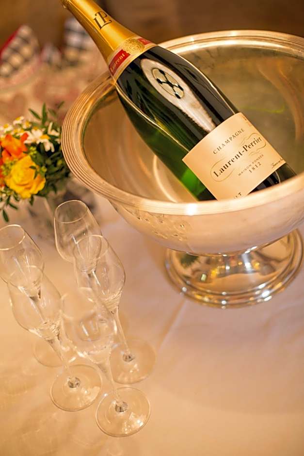 Der Erlhof Restaurant & Landhotel