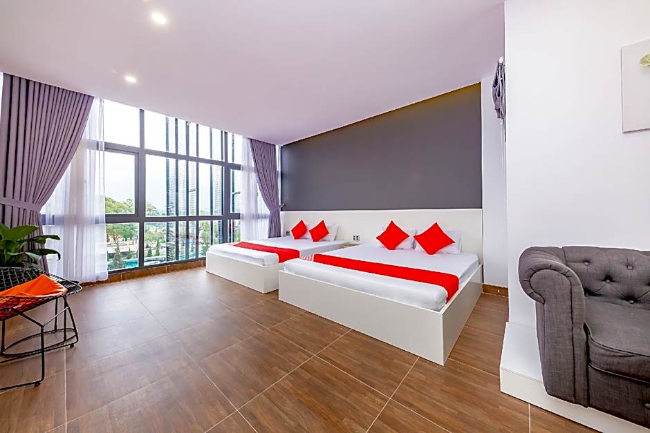 QA Hotel
