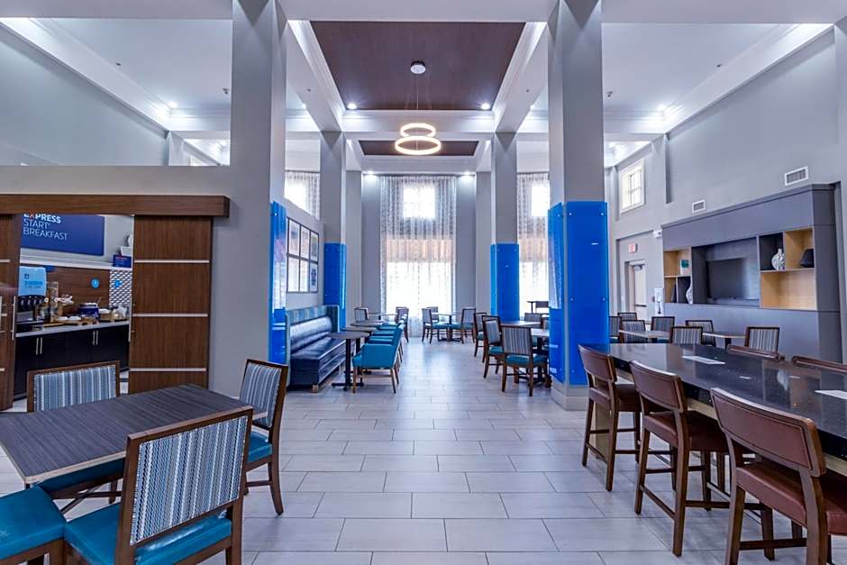 Holiday Inn Express Hotel & Suites Crestview South I-10 By IHG