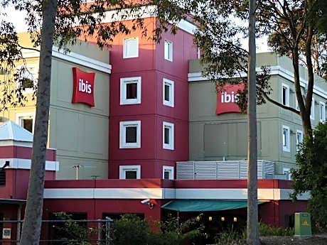 ibis Thornleigh