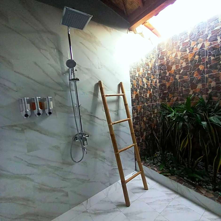 Blue Harbor Beachfront Villas & Resto