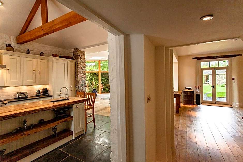 ANRÁN at Tidwell Farm