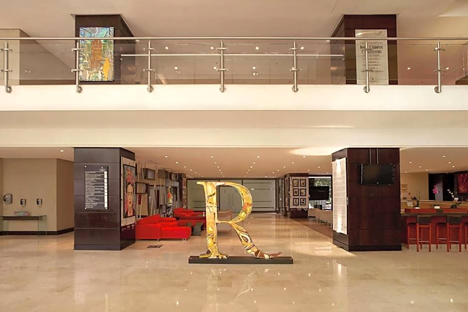 Renaissance by Marriott Caracas La Castellana Hotel