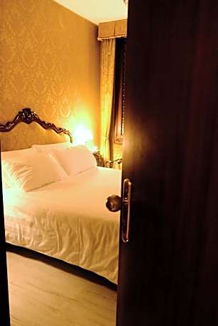 Classic Double room or Twin room
