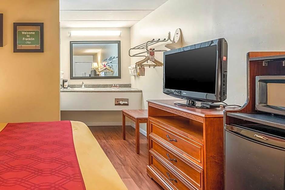 Econo Lodge Franklin