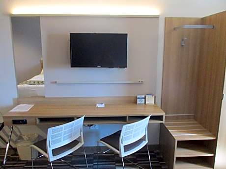 Queen Room with Two Queen Beds - Disability Access/Non-Smoking