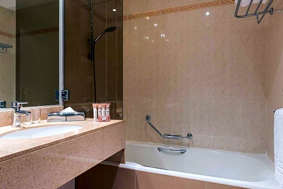 Hotel Mercure Paris Boulogne Pont de Saint Cloud