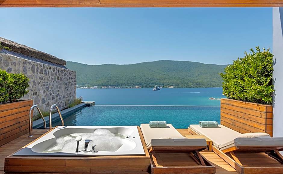 Titanic Luxury Collection Bodrum