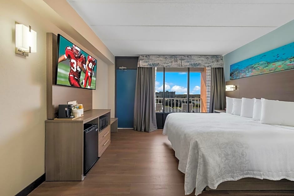 Red Roof PLUS & Suites Virginia Beach - Seaside