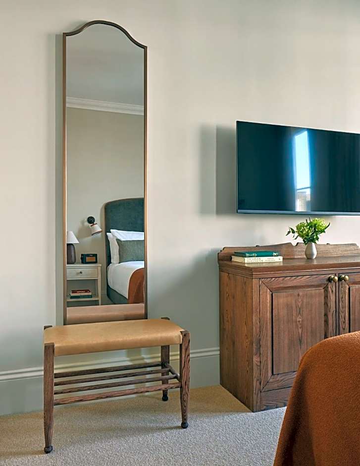 Miiro Templeton Garden