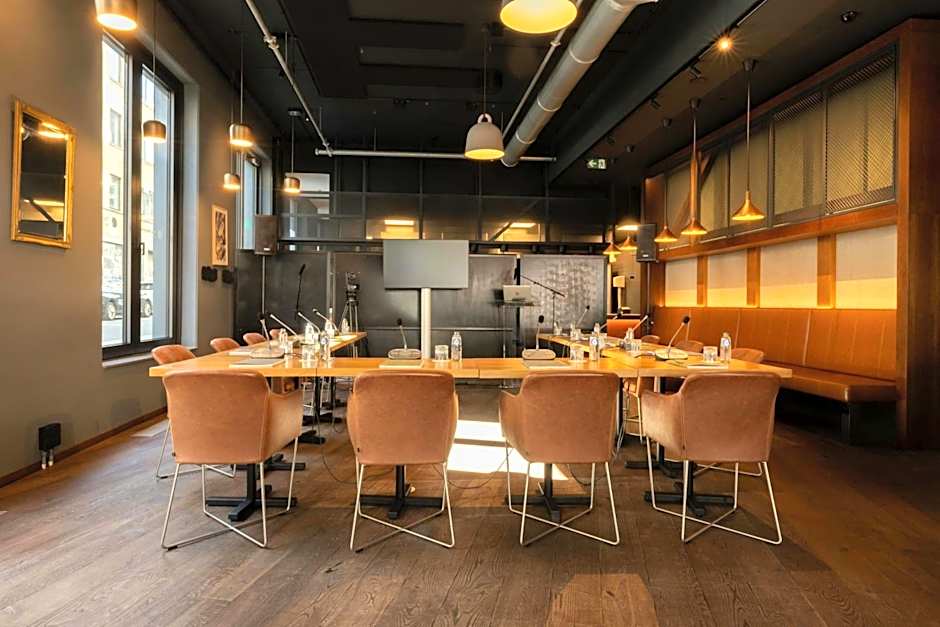 Moxy Brussels City Center