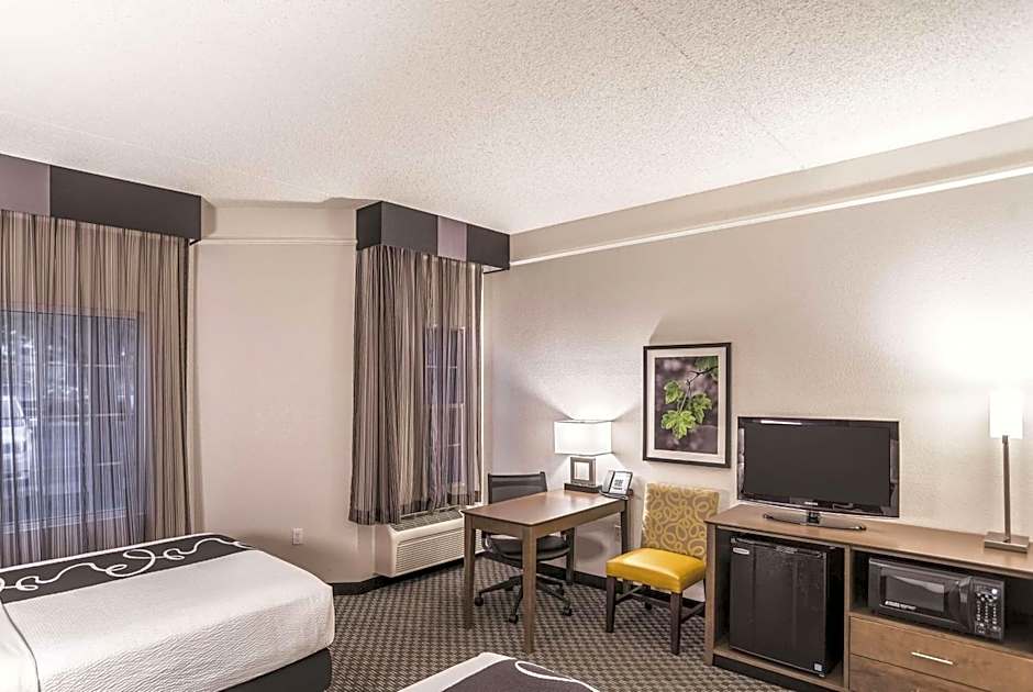 La Quinta Inn & Suites by Wyndham Flagstaff