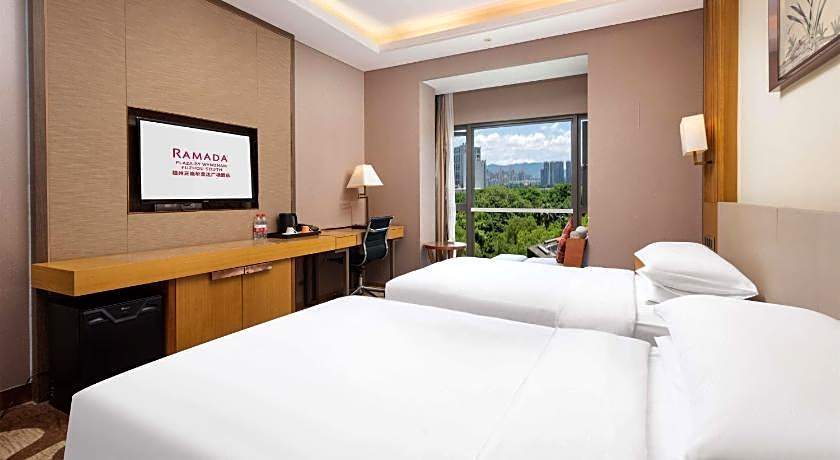 Ramada Plaza By Wyndham Fuzhou South