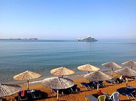 Kefalonia Beach Hotel & Bungalows