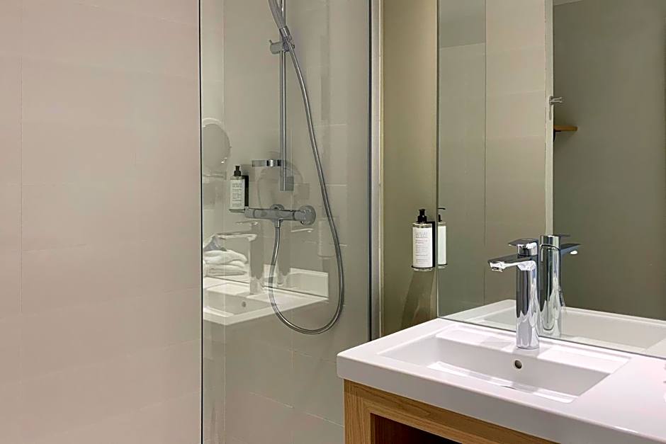 Hôtel Akena Troyes - La Chapelle St-Luc