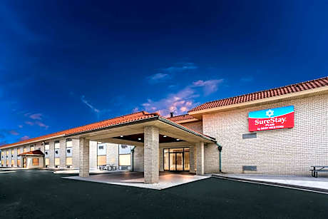 SureStay Plus by Best Western Windsor