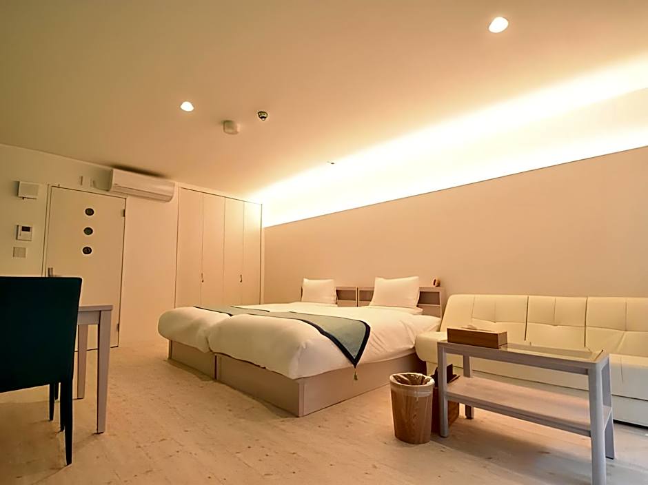 Pine Hills Hotel Miyakojima