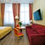 Pension Opera Suites I Self Check In I AC in all rooms