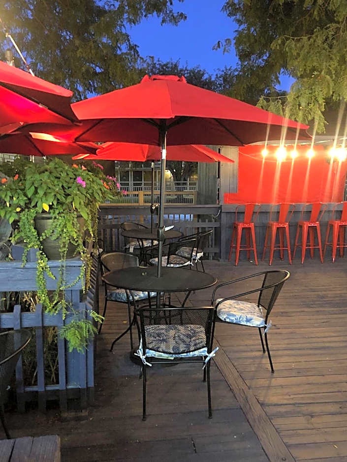 Norfolk Country Inn and Suites