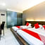 Super OYO 340 Comfort Hotel